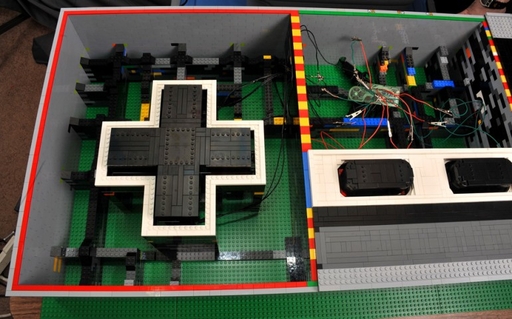 Обо всем - Кубики LEGO  и кубики пикселей = 8 bit